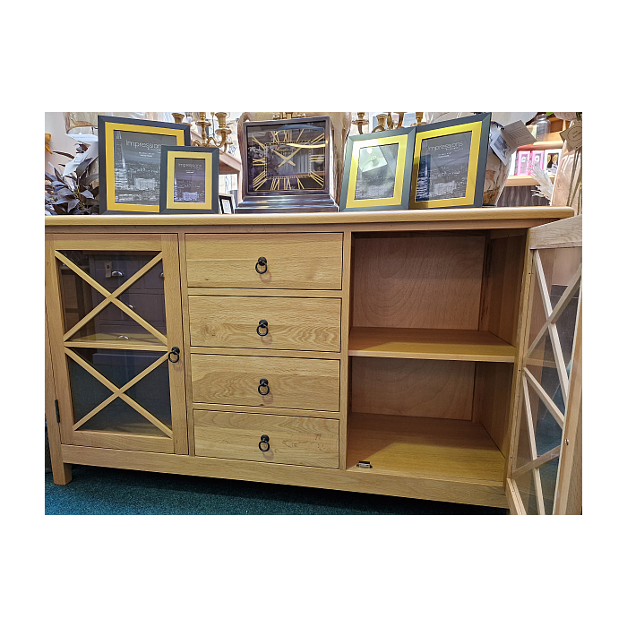 Manor Oak Sideboard with tempered glass doors